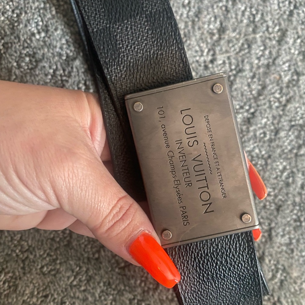 Louis Vuitton NEO INVENTEUR REVERSIBLE 40MM